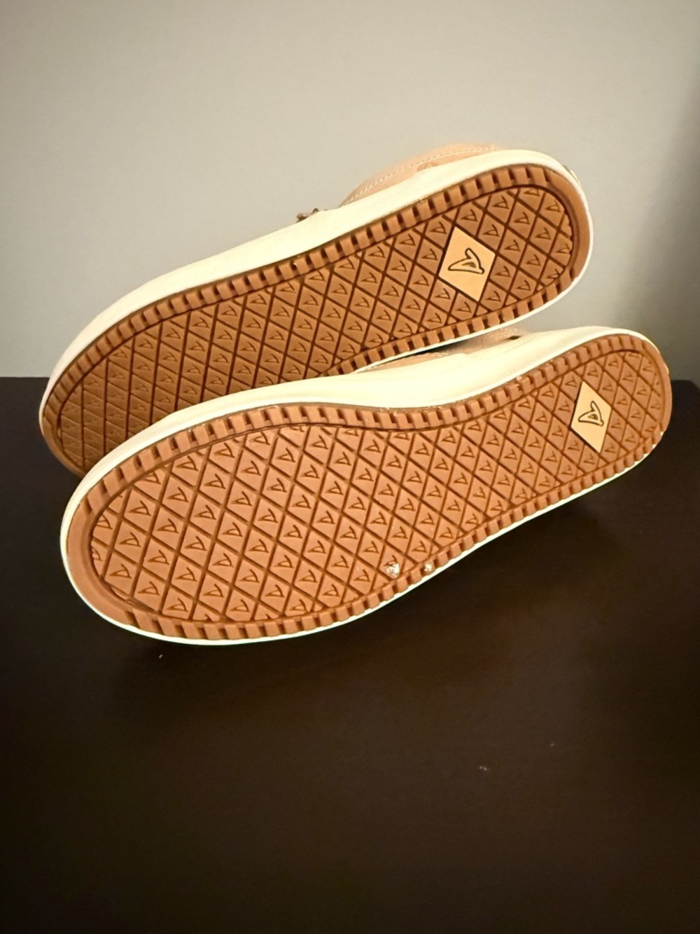 Sperry Crest Lug Side Zip Cozy Leather Sneaker Boots Beige Shearling Women 9 - Picture 7 of 10